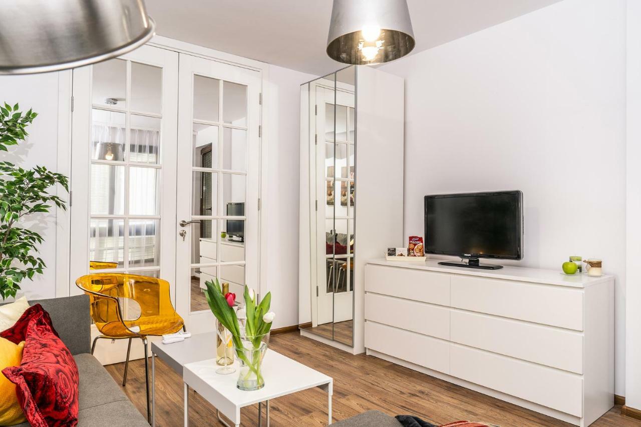 Ferienwohnung Loft Warna Exterior foto