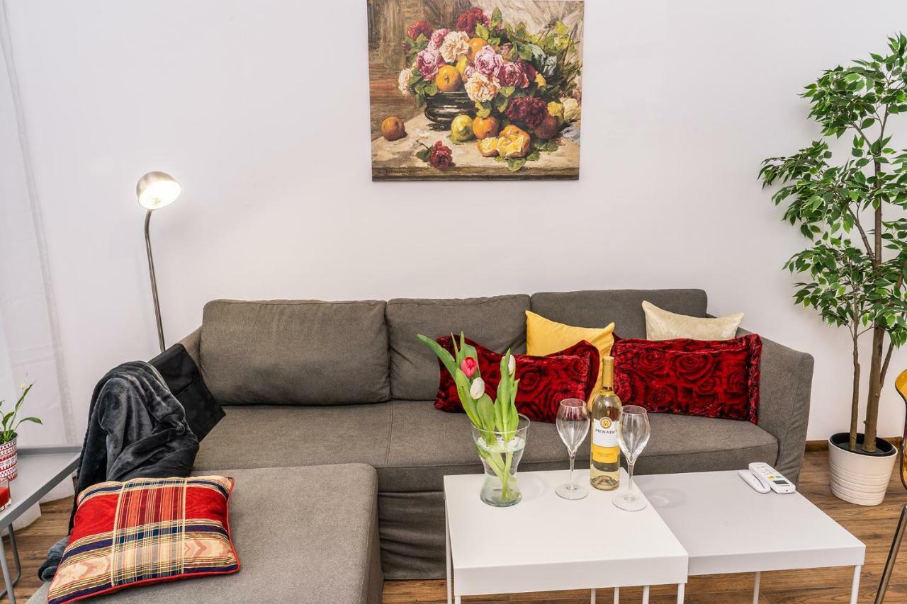 Ferienwohnung Loft Warna Exterior foto