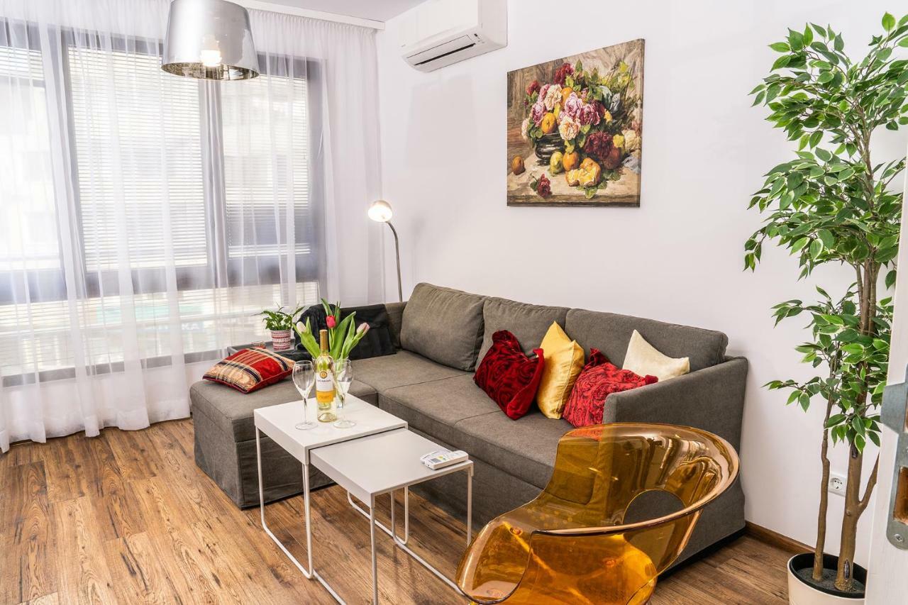 Ferienwohnung Loft Warna Exterior foto